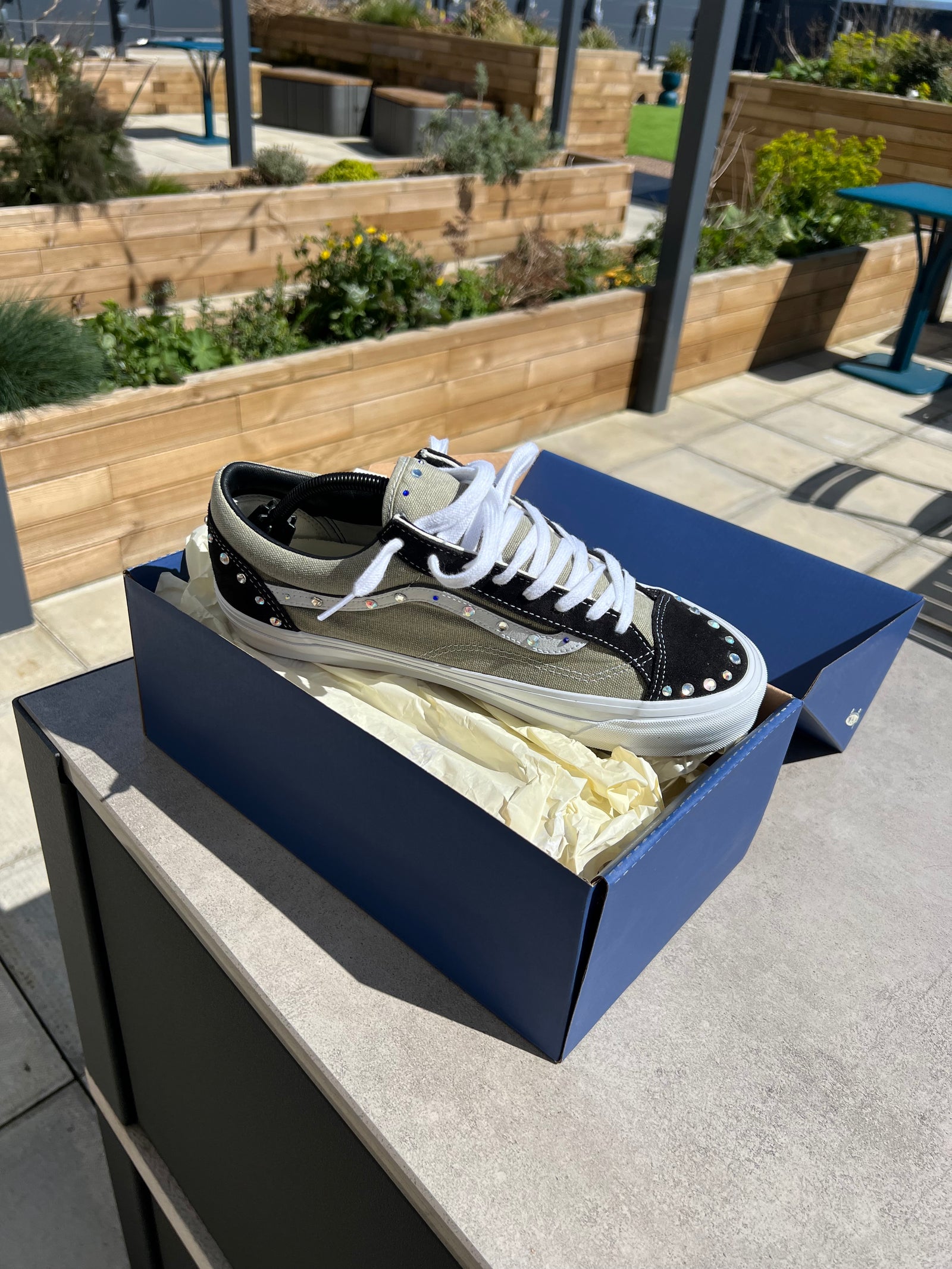 Pearlized Vans LX Old Skool 36 - Hand-crafted