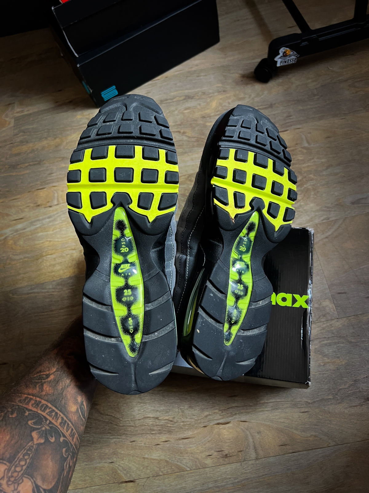 Nike Air Max 95 OG “Neon” Big Bubble (2026) ~ UK10