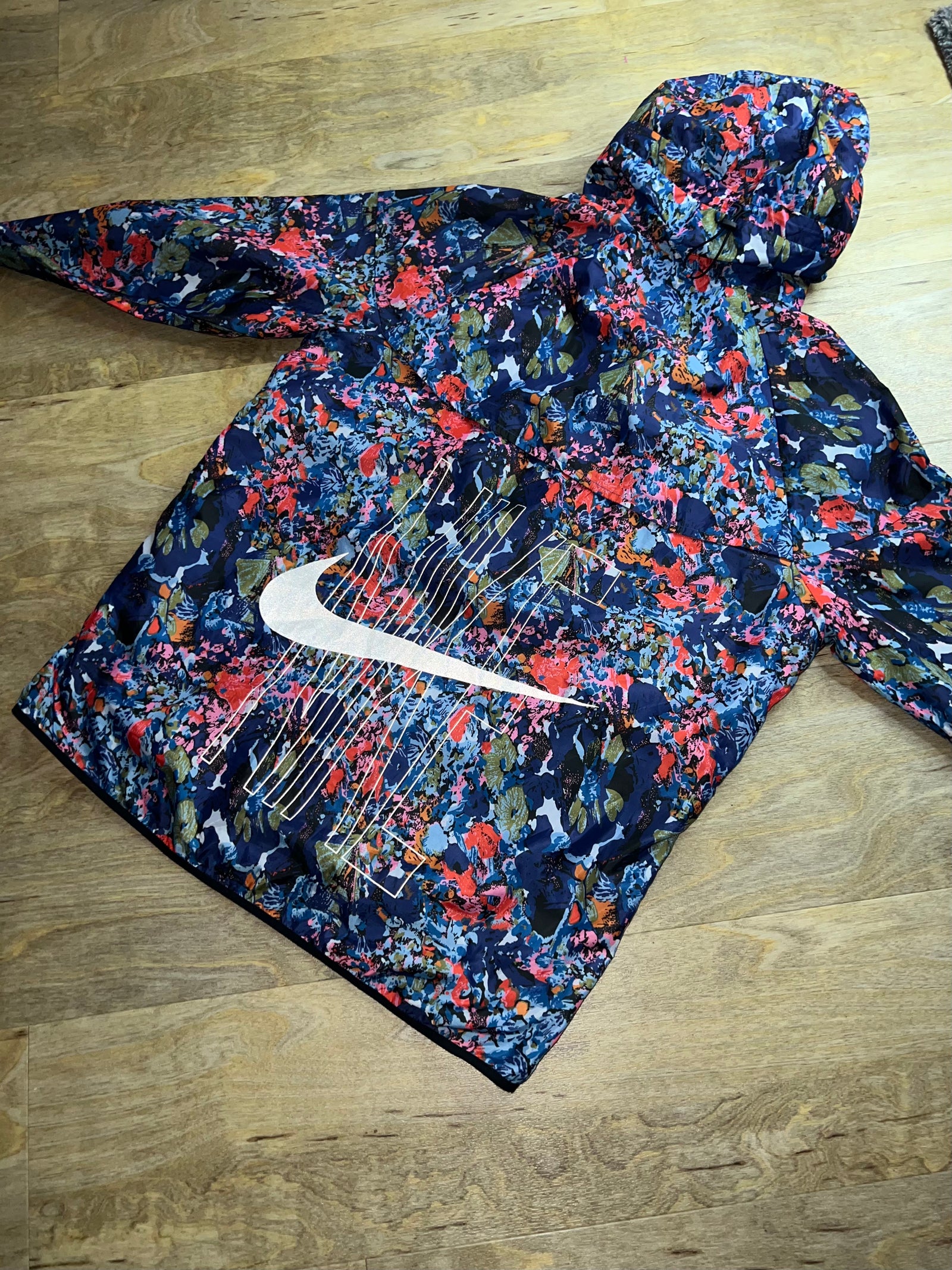 Nike Men’s Rare Floral Nike Windbreaker Jacket