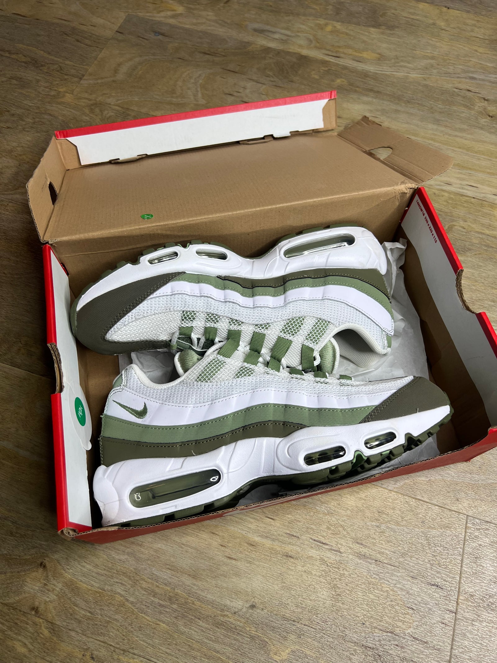White Oil Green Nike Air Max 95