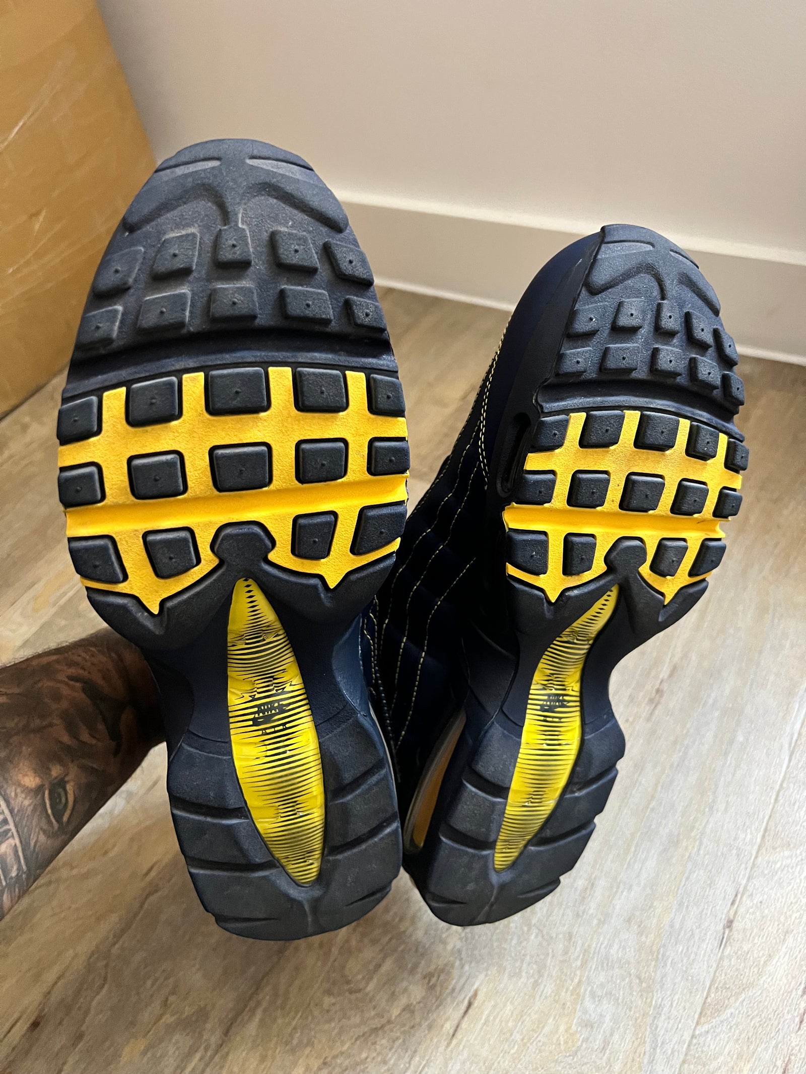 Nike Air Max 95 “Michigan” (Big Bubble) 2025