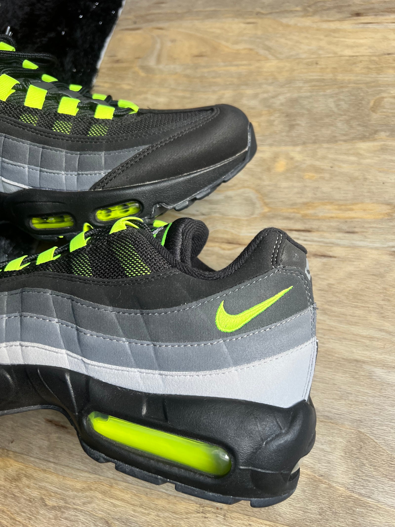 Nike Air Max 95 Reverse Neon