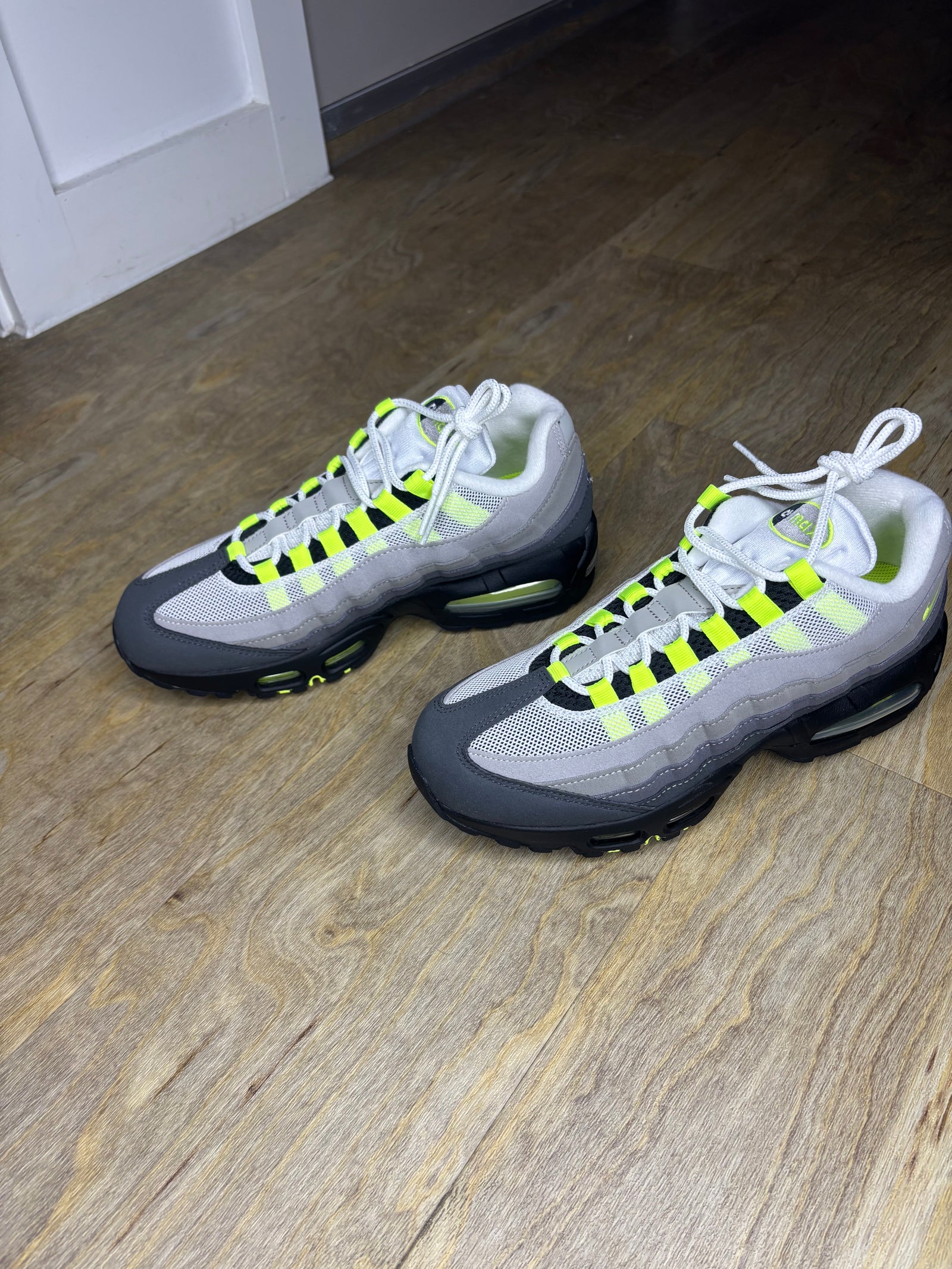 Nike Air Max 95 OG Neon (2026)