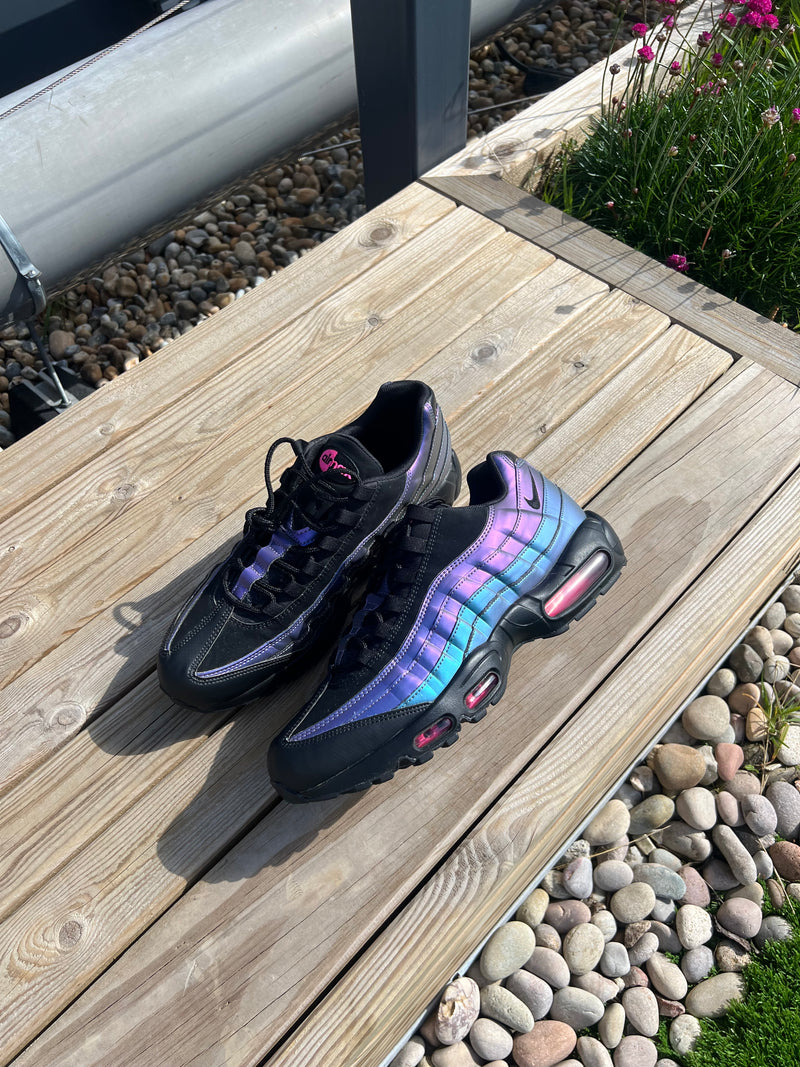USA Exclusive ~ Air Max 95 “Throwback Future” (2019) *NO BOX*