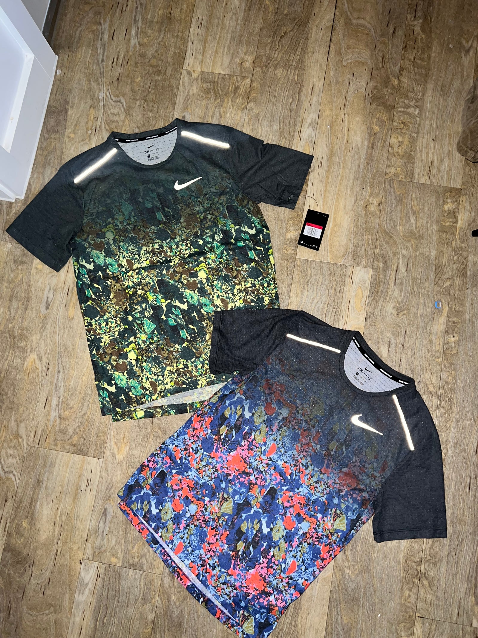 Nike Dri-FIT Floral Running T-Shirt *VERY RARE*