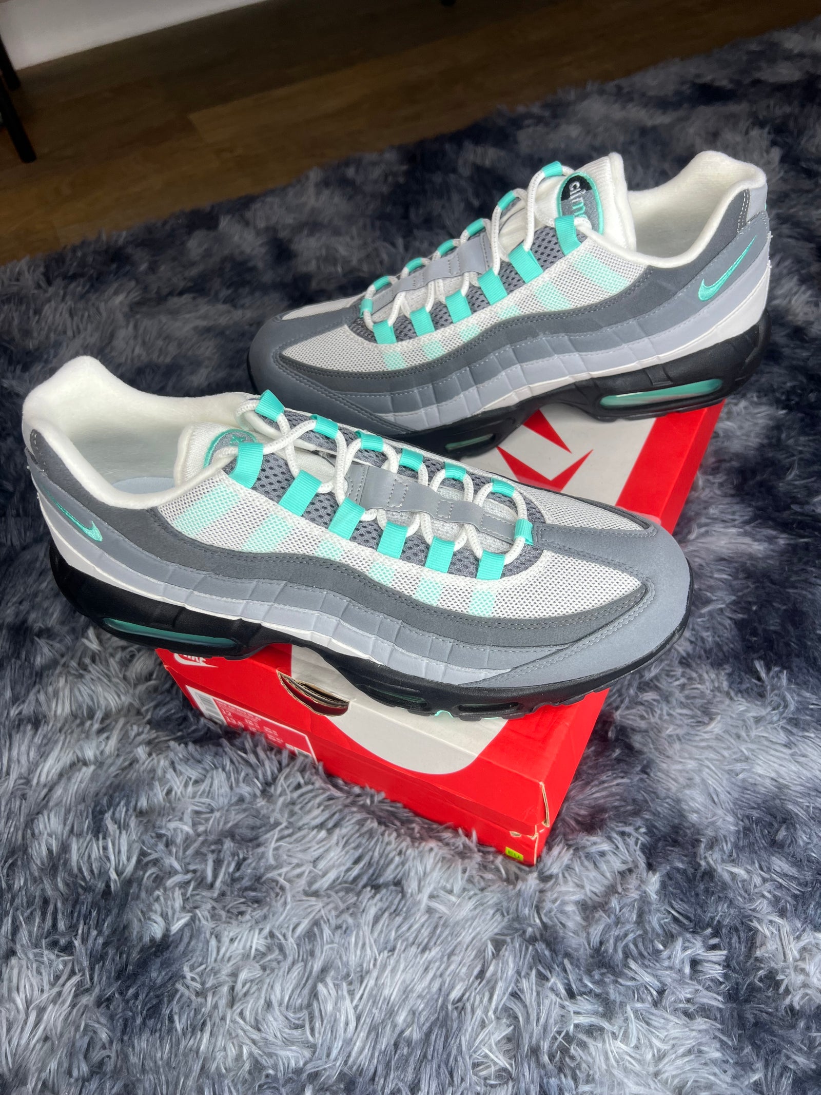 Nike Air Max 95 Hyper Turquoise