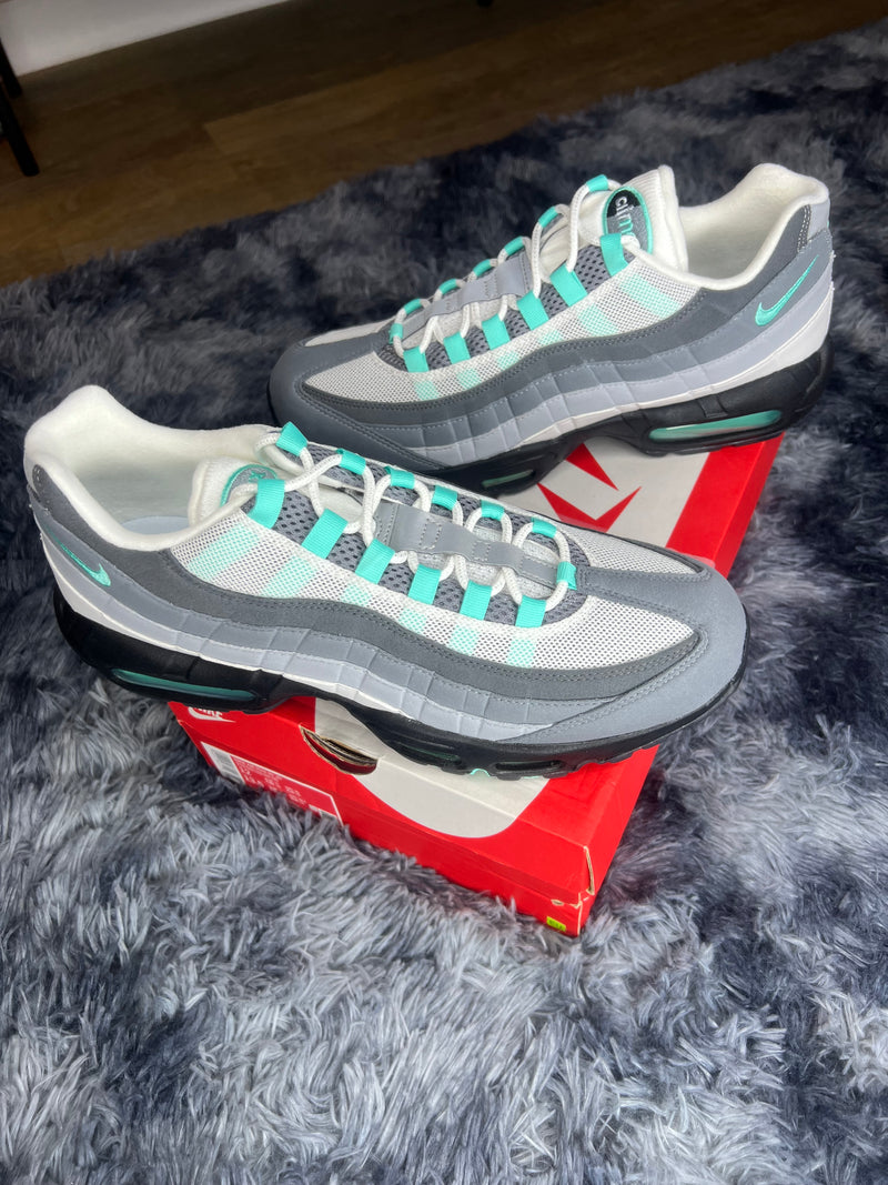 Nike Air Max 95 Hyper Turquoise