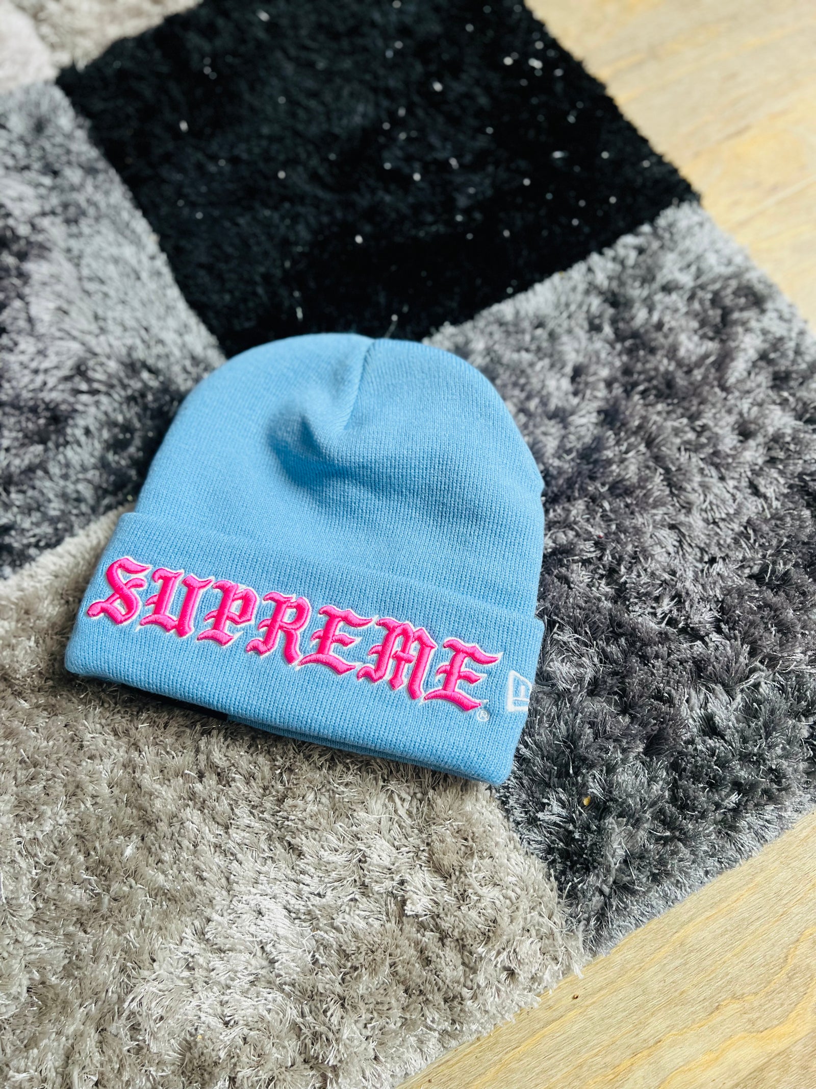 Supreme X New Era Beanie