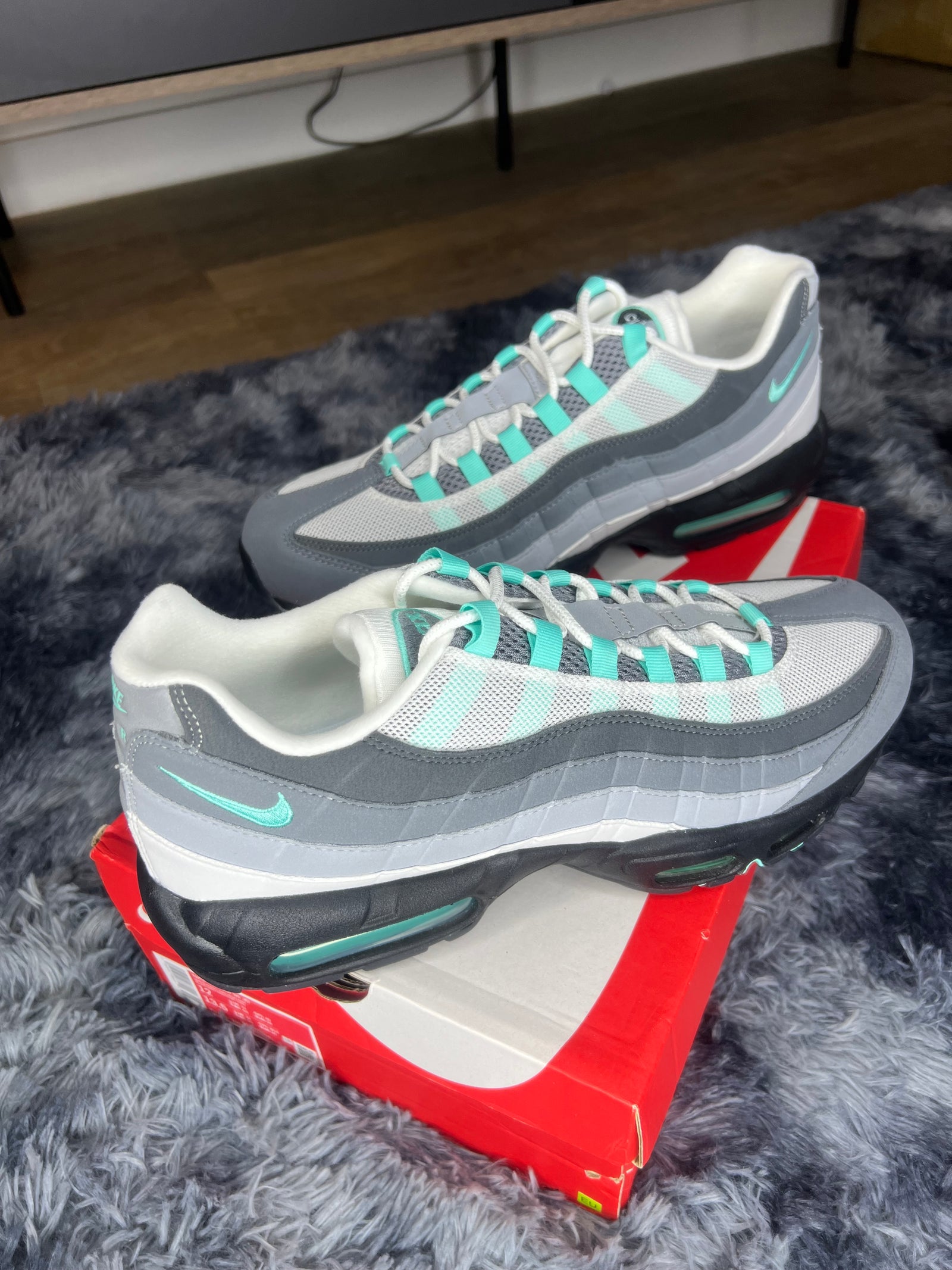 Nike Air Max 95 Hyper Turquoise
