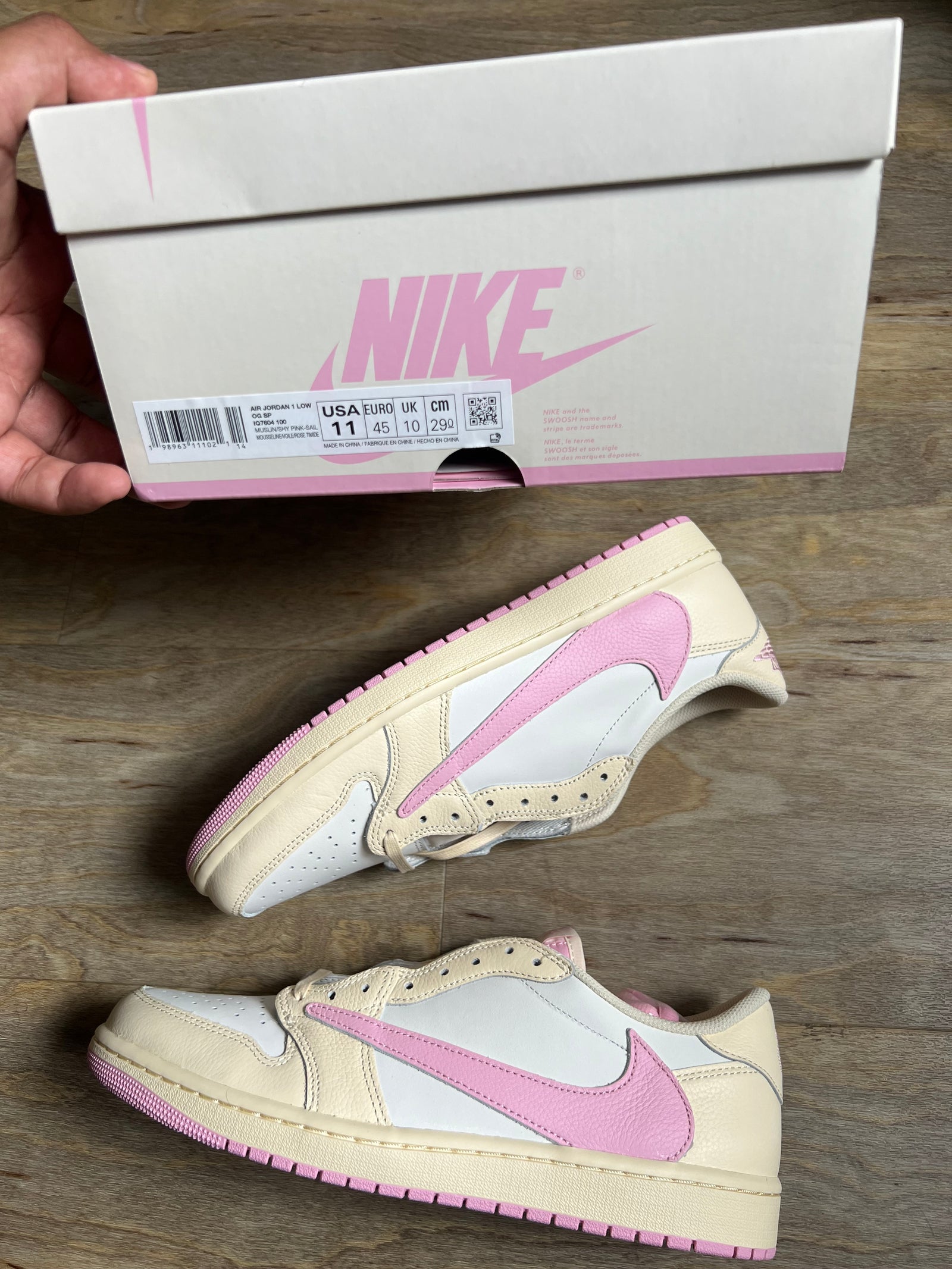 Travis Scott Jordan 1 Low OG SP “Shy Pink”