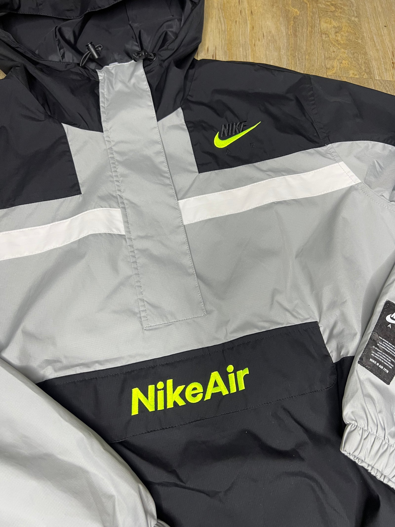 Nike Air OG Neon Meekz/Dave Jacket
