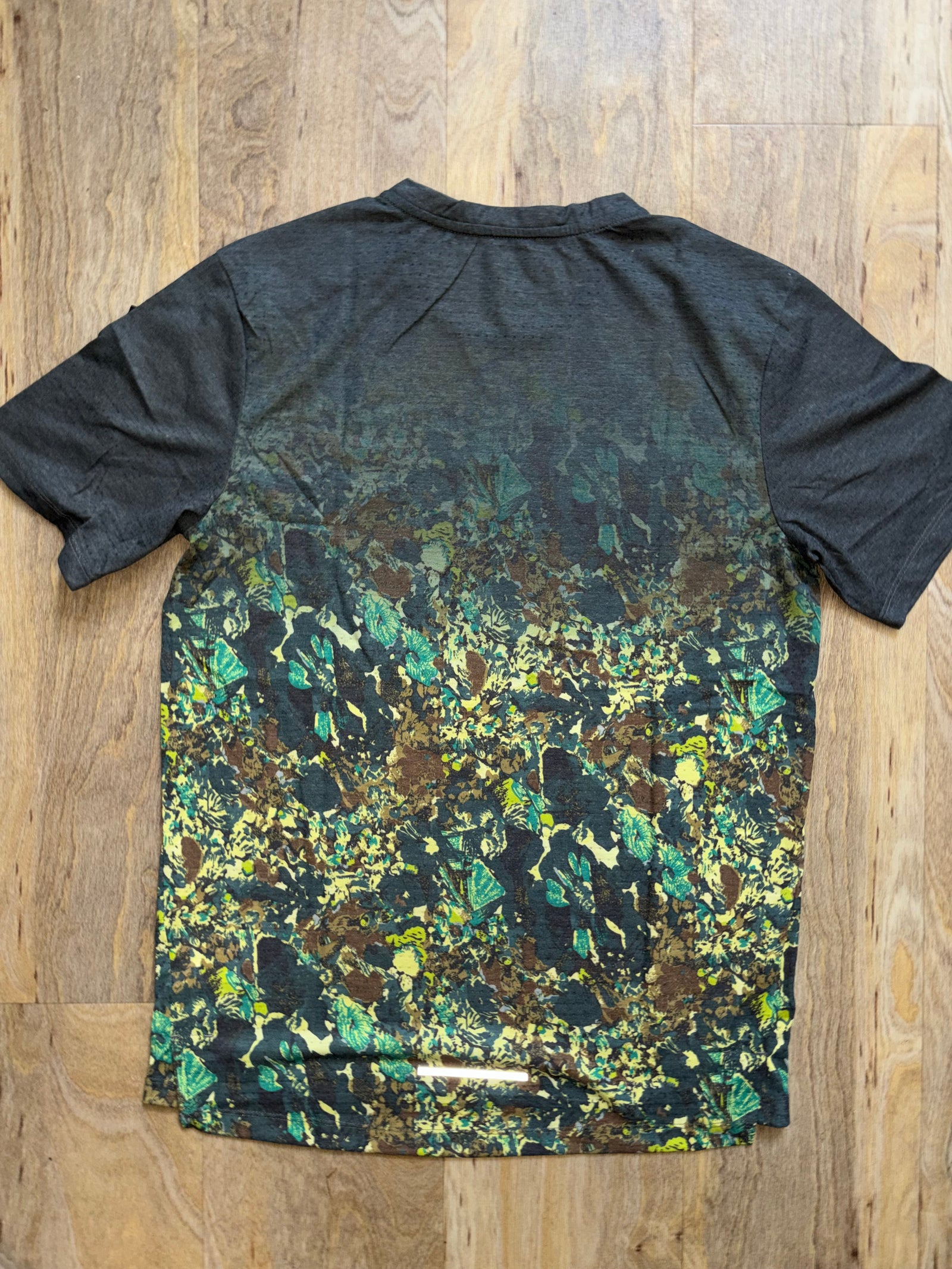 Nike Dri-FIT Floral Running T-Shirt *VERY RARE*