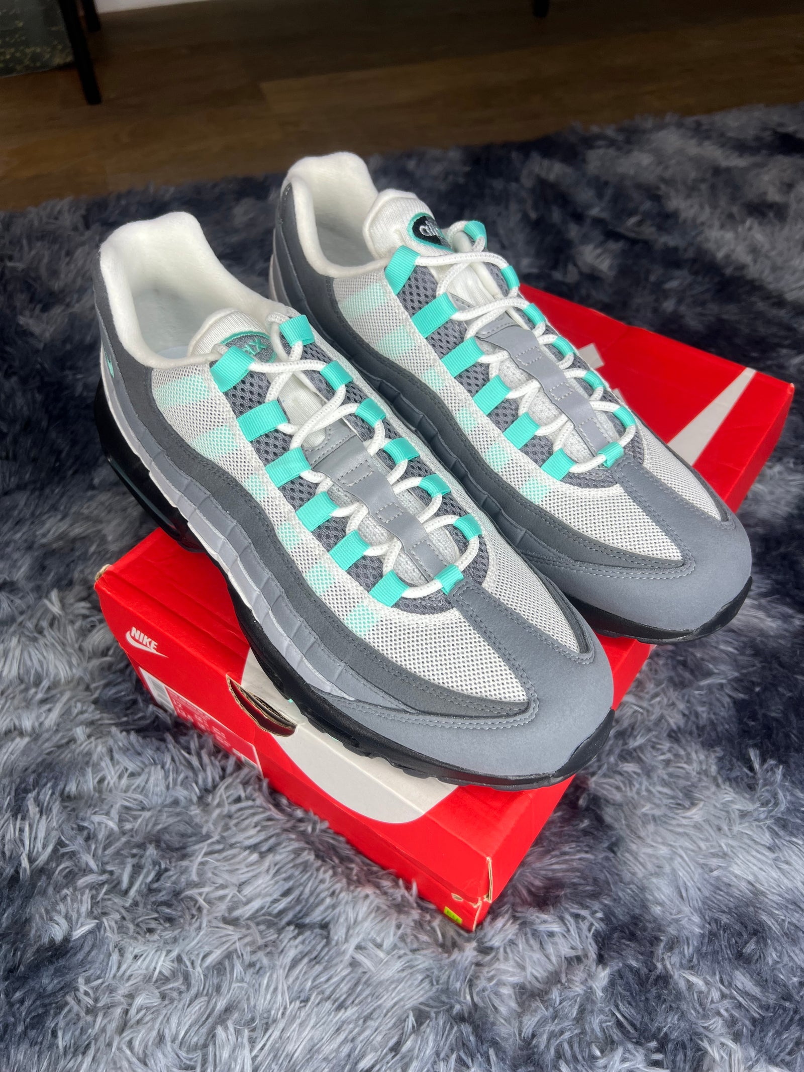 Nike Air Max 95 Hyper Turquoise