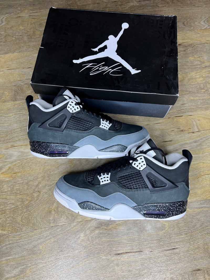 Air Jordan 4 Retro “Fear”