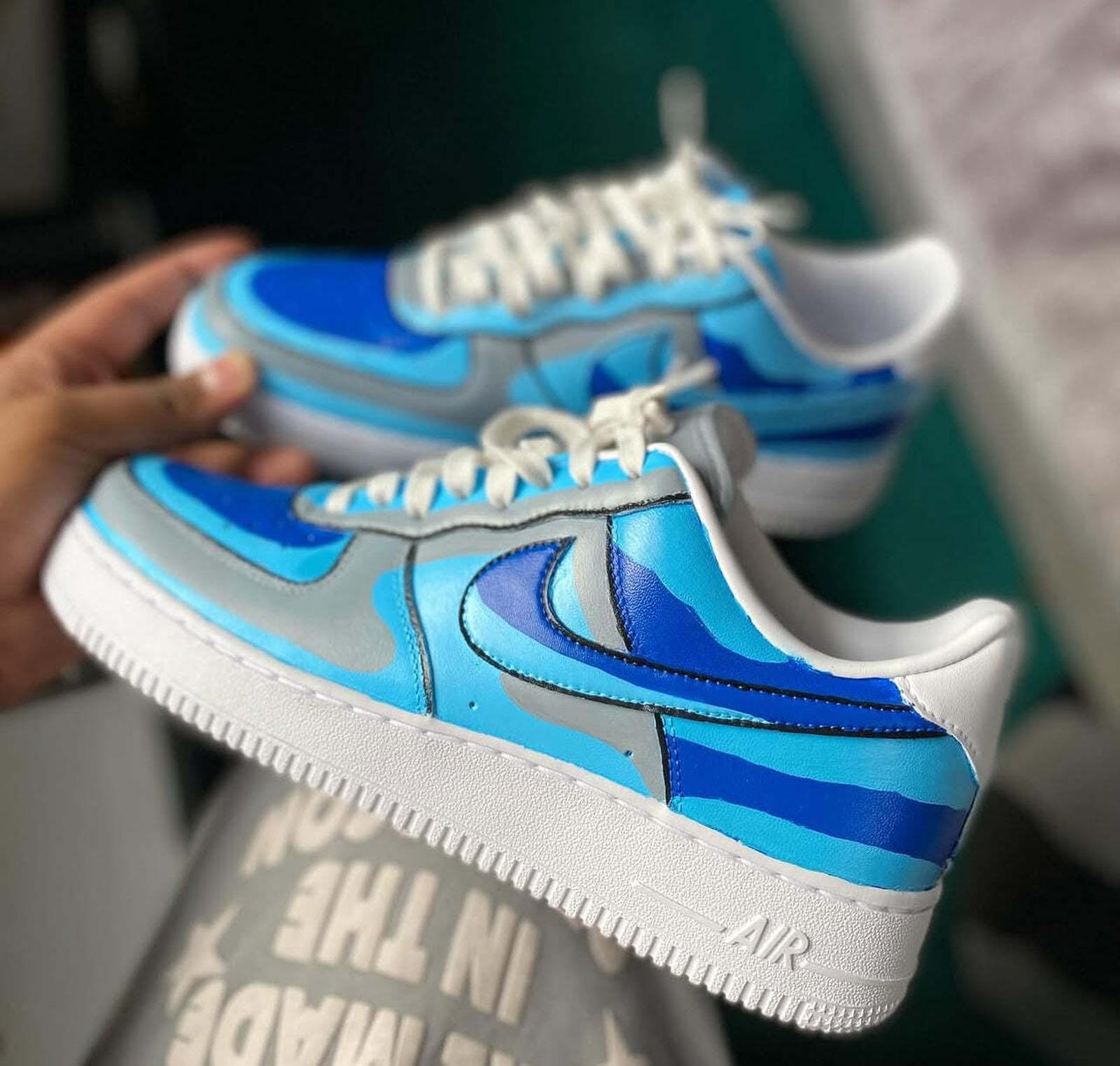 Nike Air Force 1 Freestyle Contour