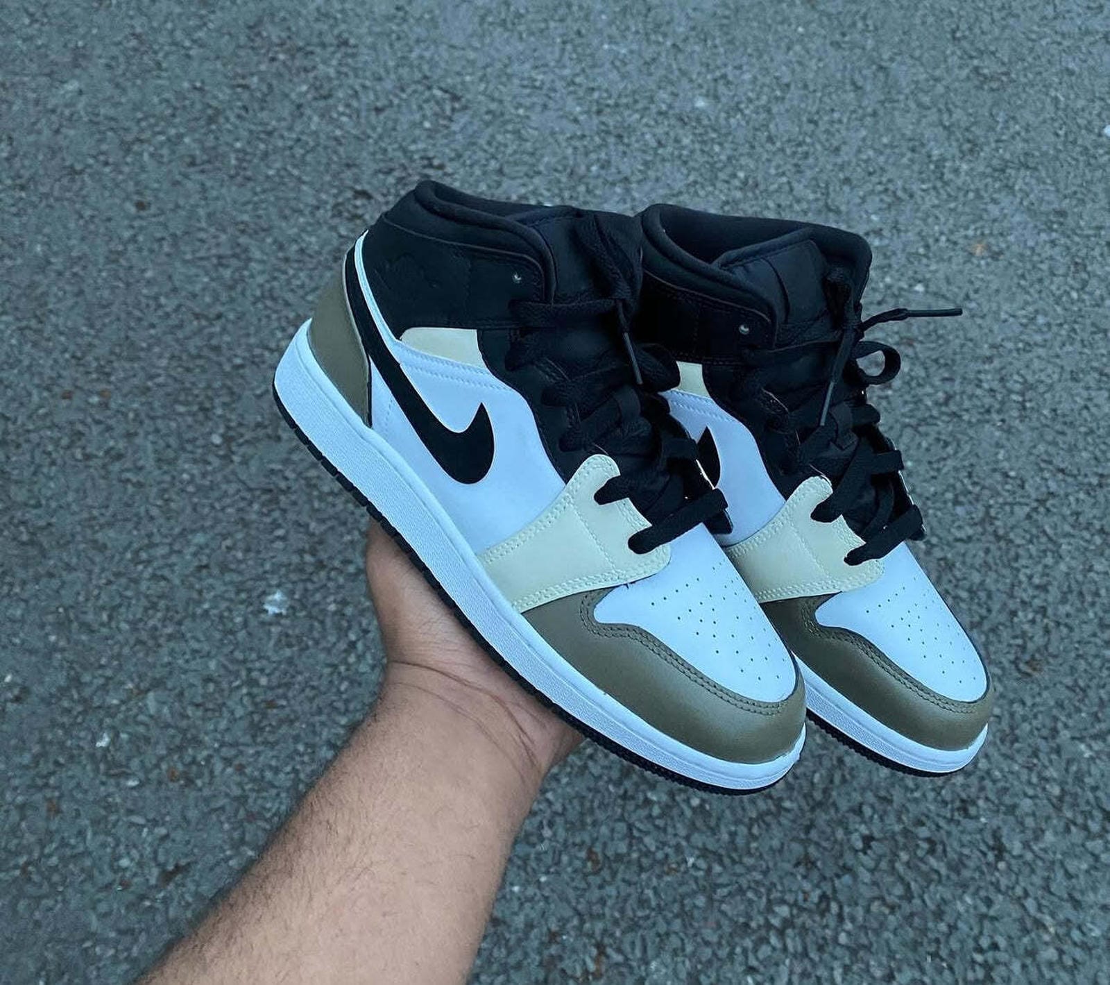 Jordan 1 Mid Moonrock Painted - White/Black/Brown
